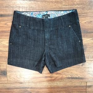 Signature Studio Women's Contemporary Dark Blue Pocket Casual Shorts Size 10